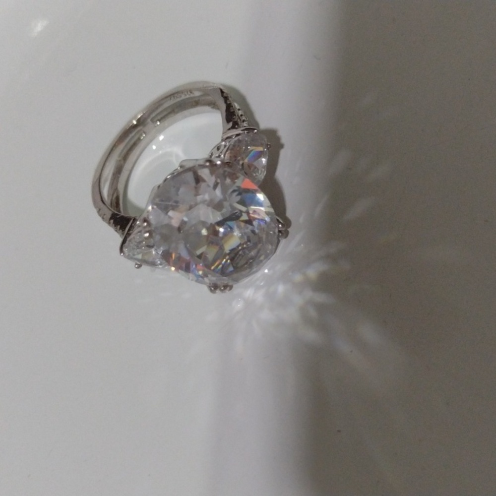 Leave Your Diamonds in the Vault Box and Dazzle th - Picture 11 of 14